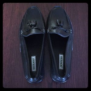 Sebago shoes 9.5 medium
